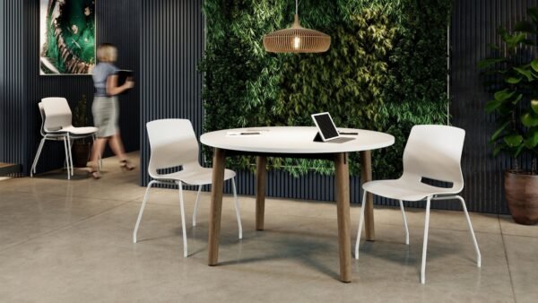 Imme Chair by KFI Studios - Image 4